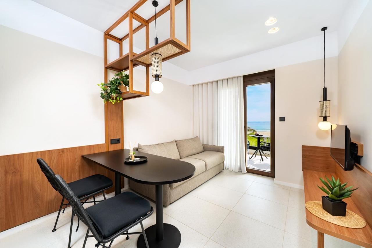 Acantha Suites Скала Потамияс Екстериор снимка